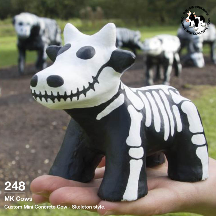 Skeleton Style Mini Concrete Cow